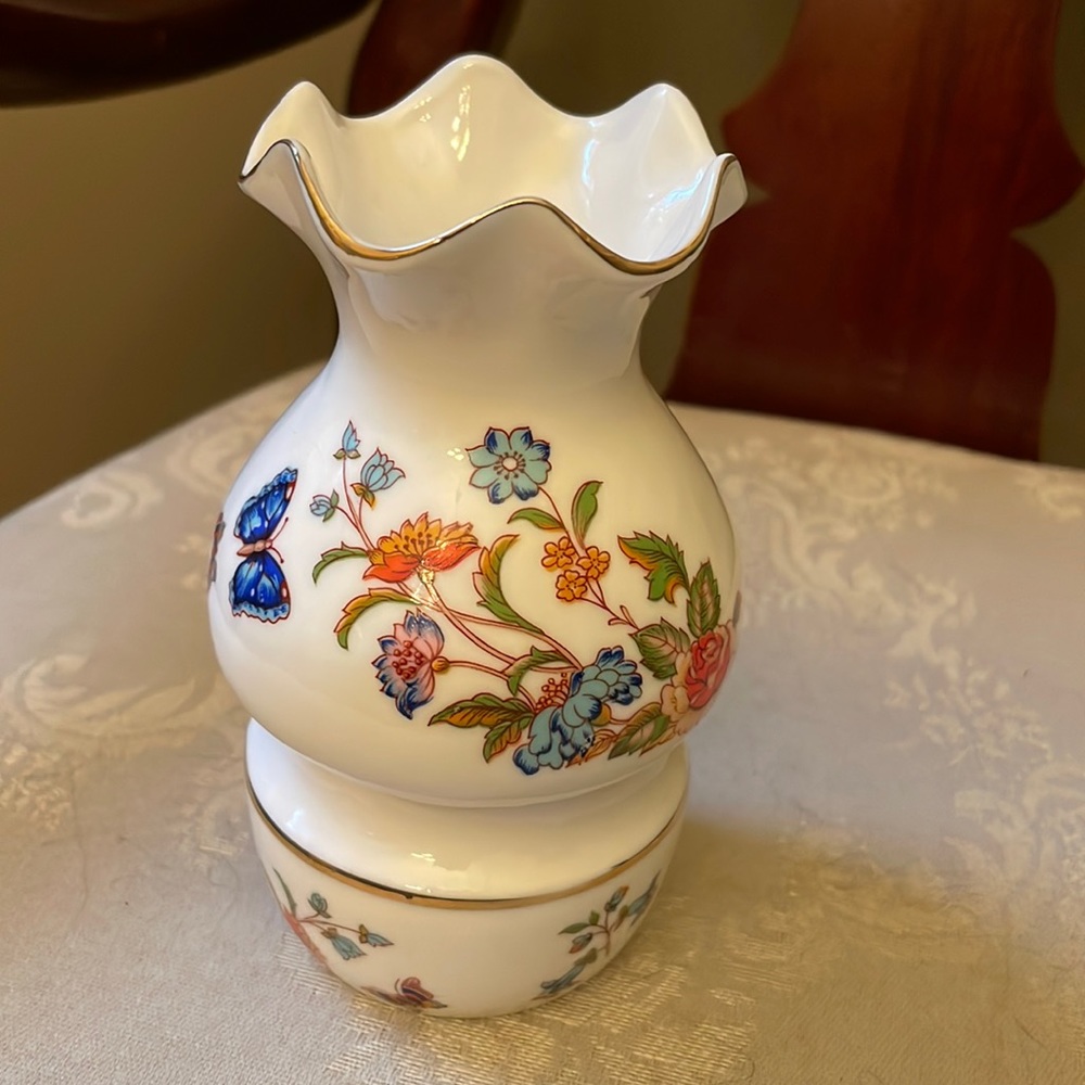 English Country Aynsley bone China fairy light